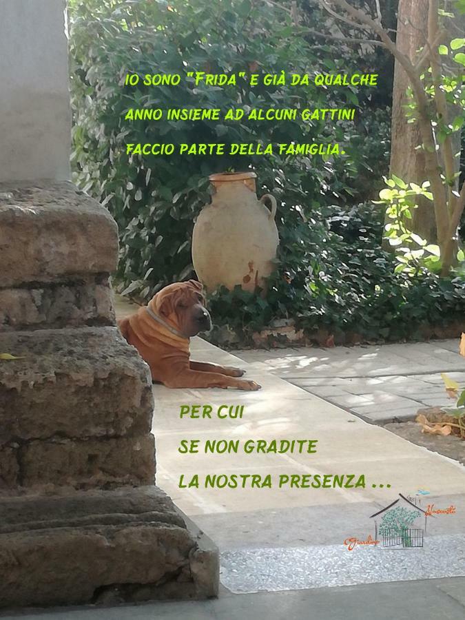 Giardino Nascosto Bed & Breakfast Taviano  Exterior photo